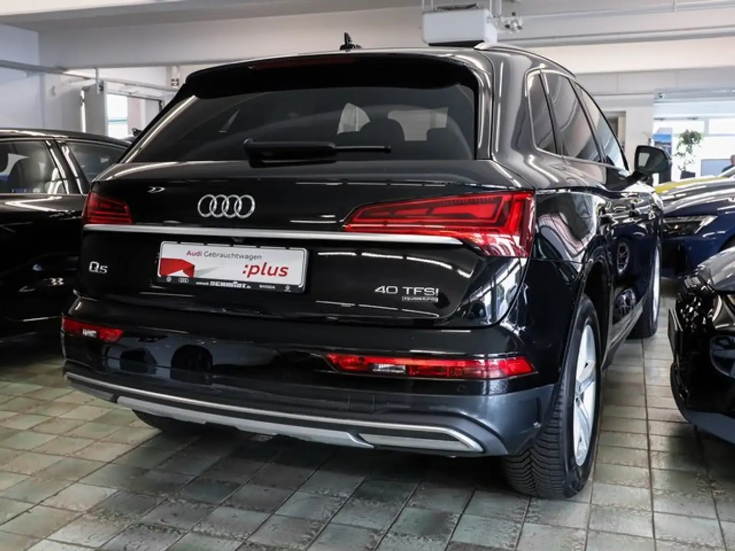 Audi Q5 40 TFSI quattro Advanced Leder AHK Matrix LED N... Schwarz - 2