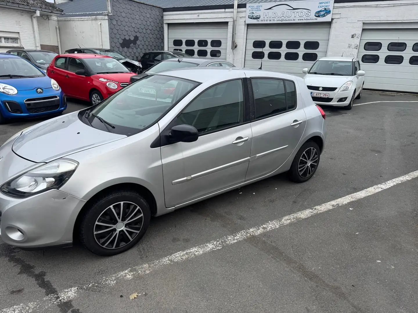 Renault Clio Clio 1.2 TCe marchand au export uniquement Gris - 2
