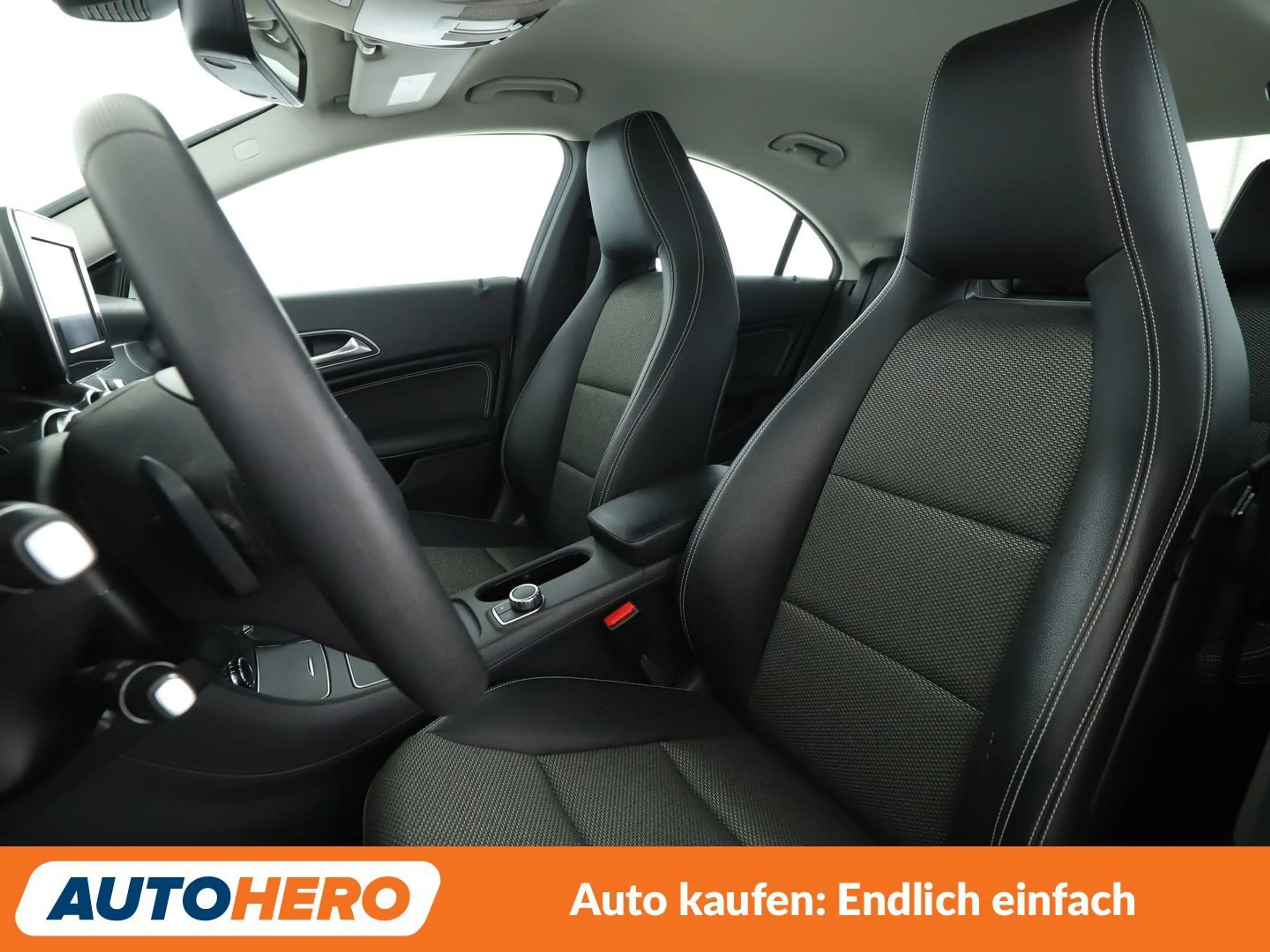 Mercedes-Benz CLA 200 CLA 200 Aut.*NAVI*TEMPO*PDC*SHZ* — photo 10