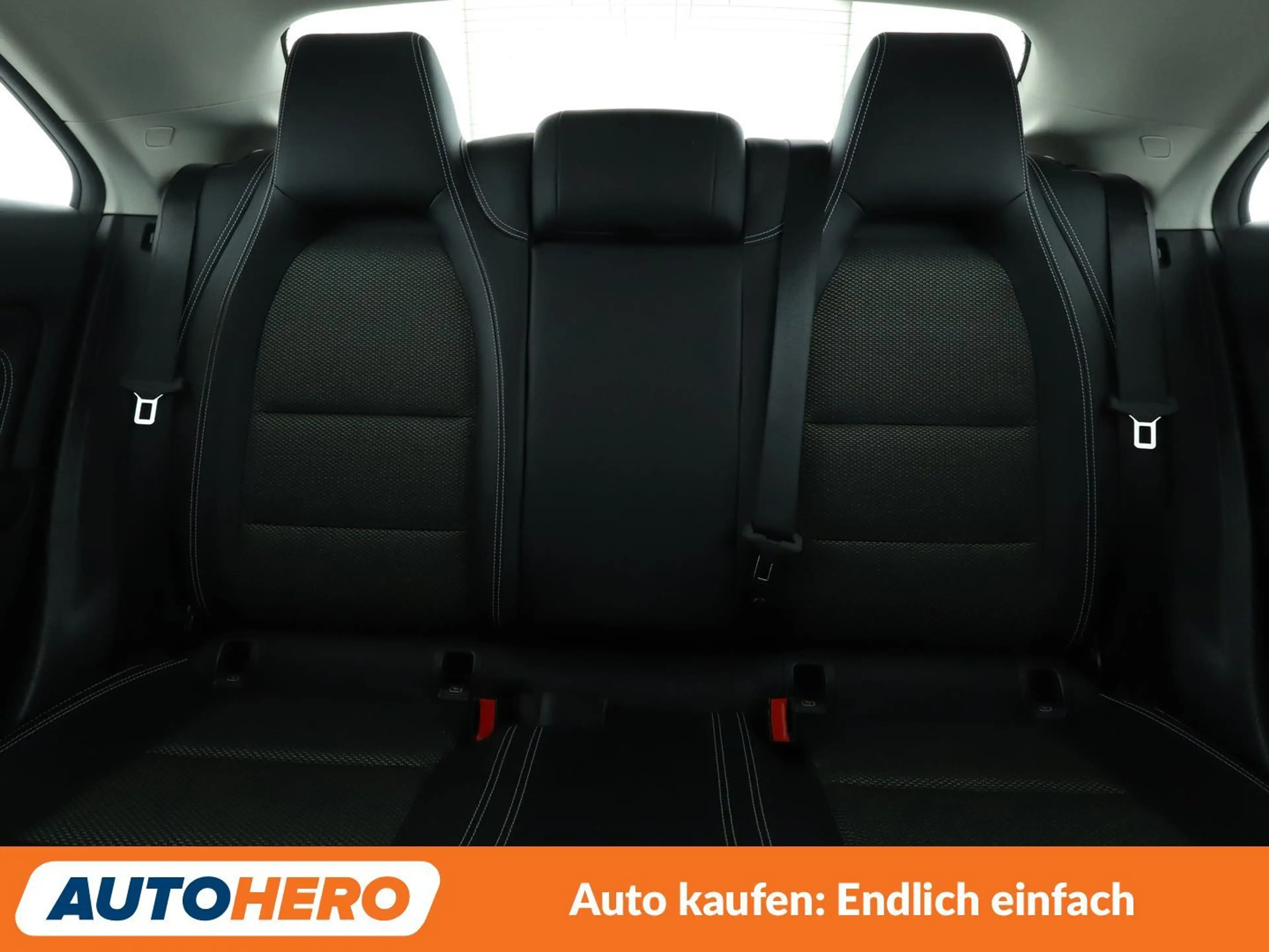 Mercedes-Benz CLA 200 CLA 200 Aut.*NAVI*TEMPO*PDC*SHZ* — photo 15
