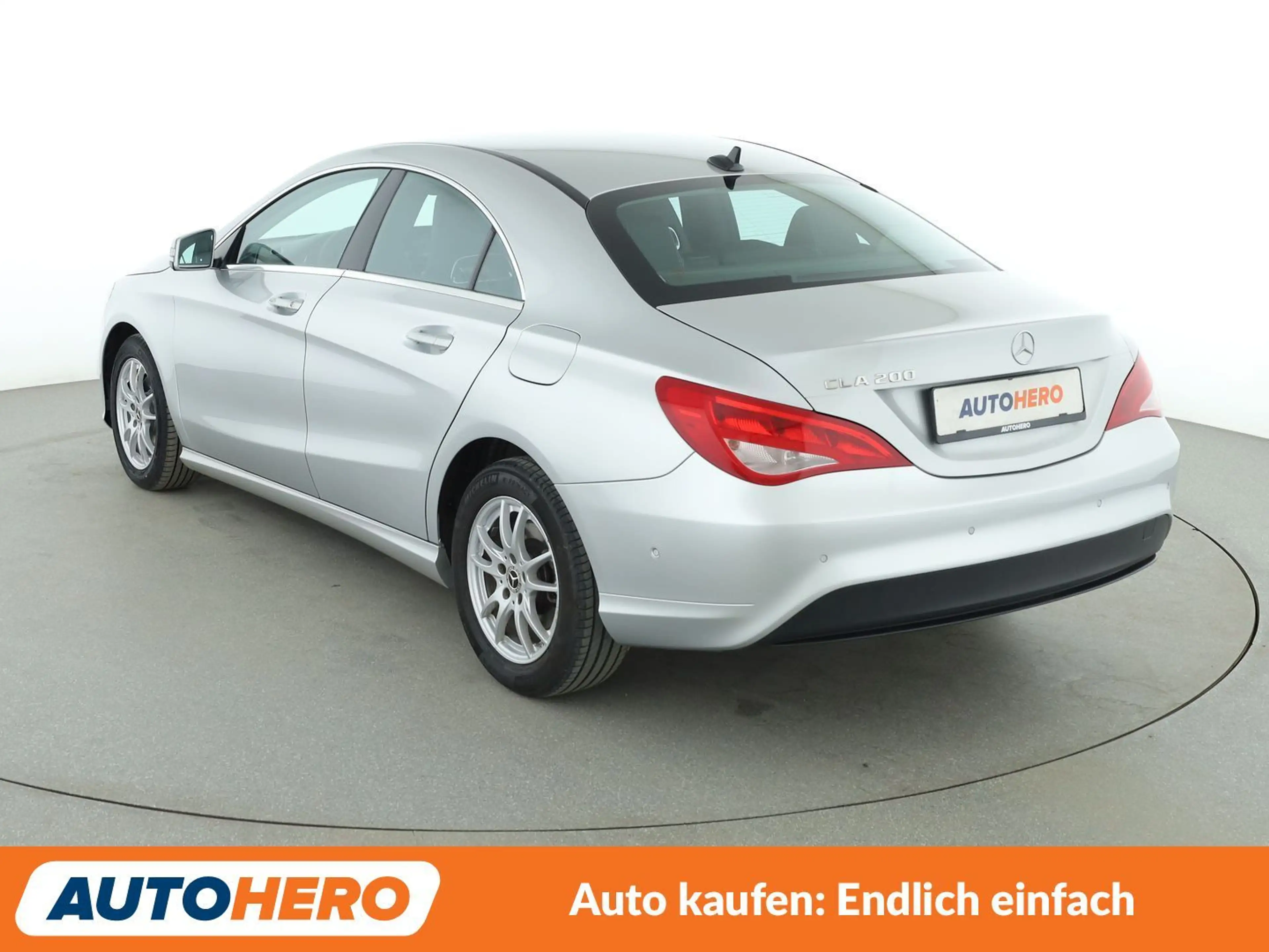 Mercedes-Benz CLA 200 CLA 200 Aut.*NAVI*TEMPO*PDC*SHZ* — photo 4