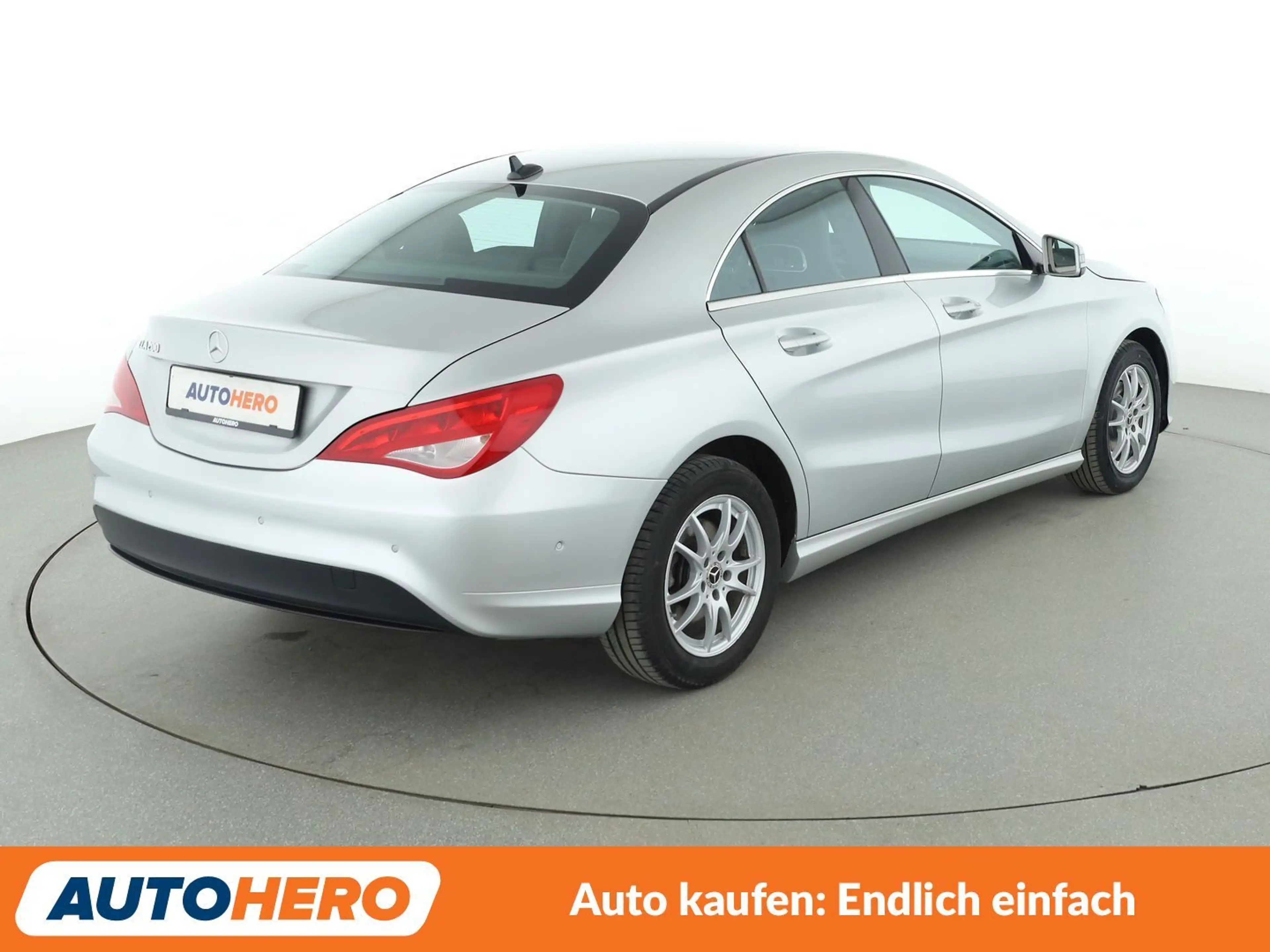 Mercedes-Benz CLA 200 CLA 200 Aut.*NAVI*TEMPO*PDC*SHZ* — photo 6