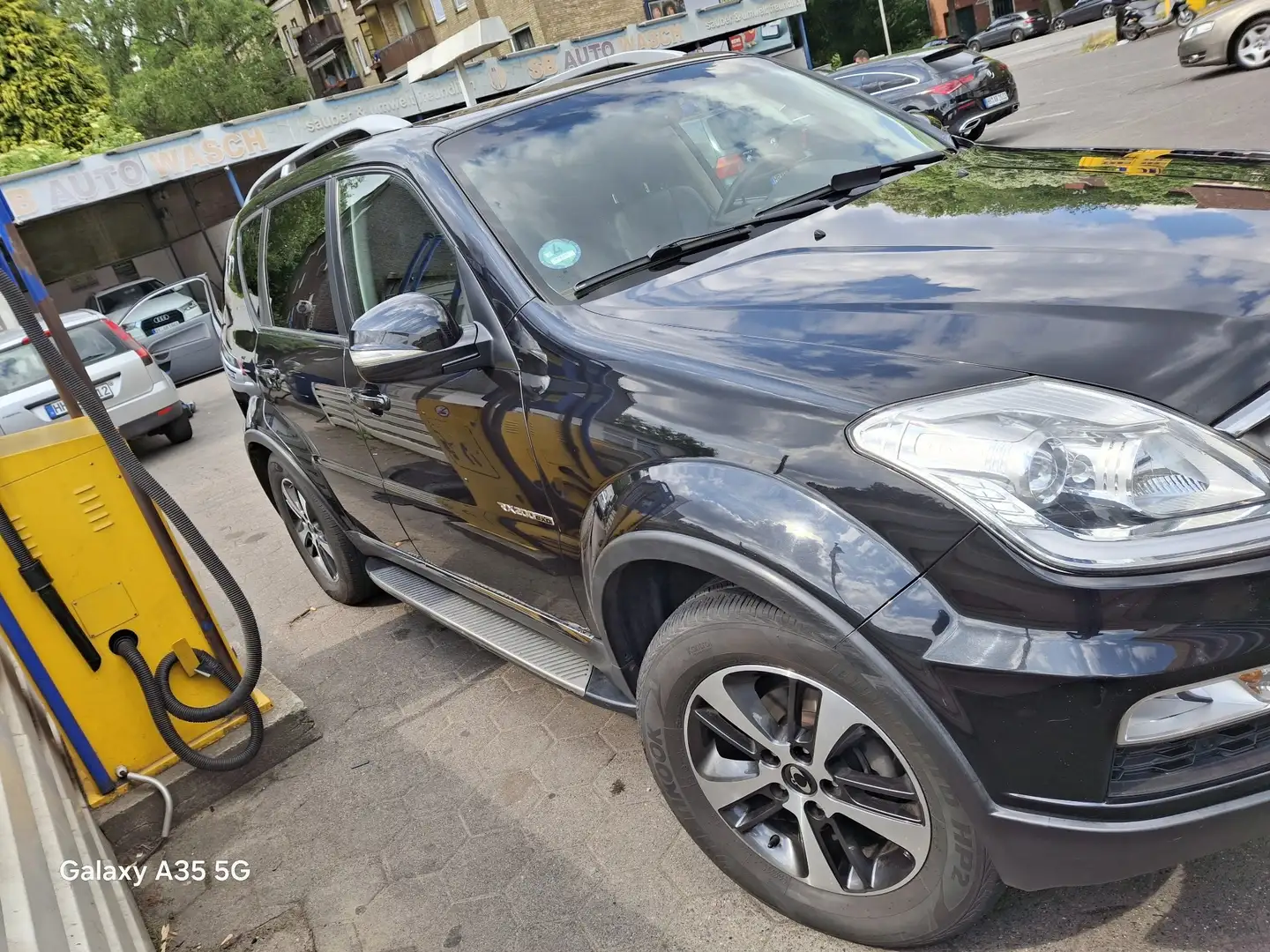 SsangYong Rexton W 2.0 D20 DTR 4WD Quartz Negro - 2