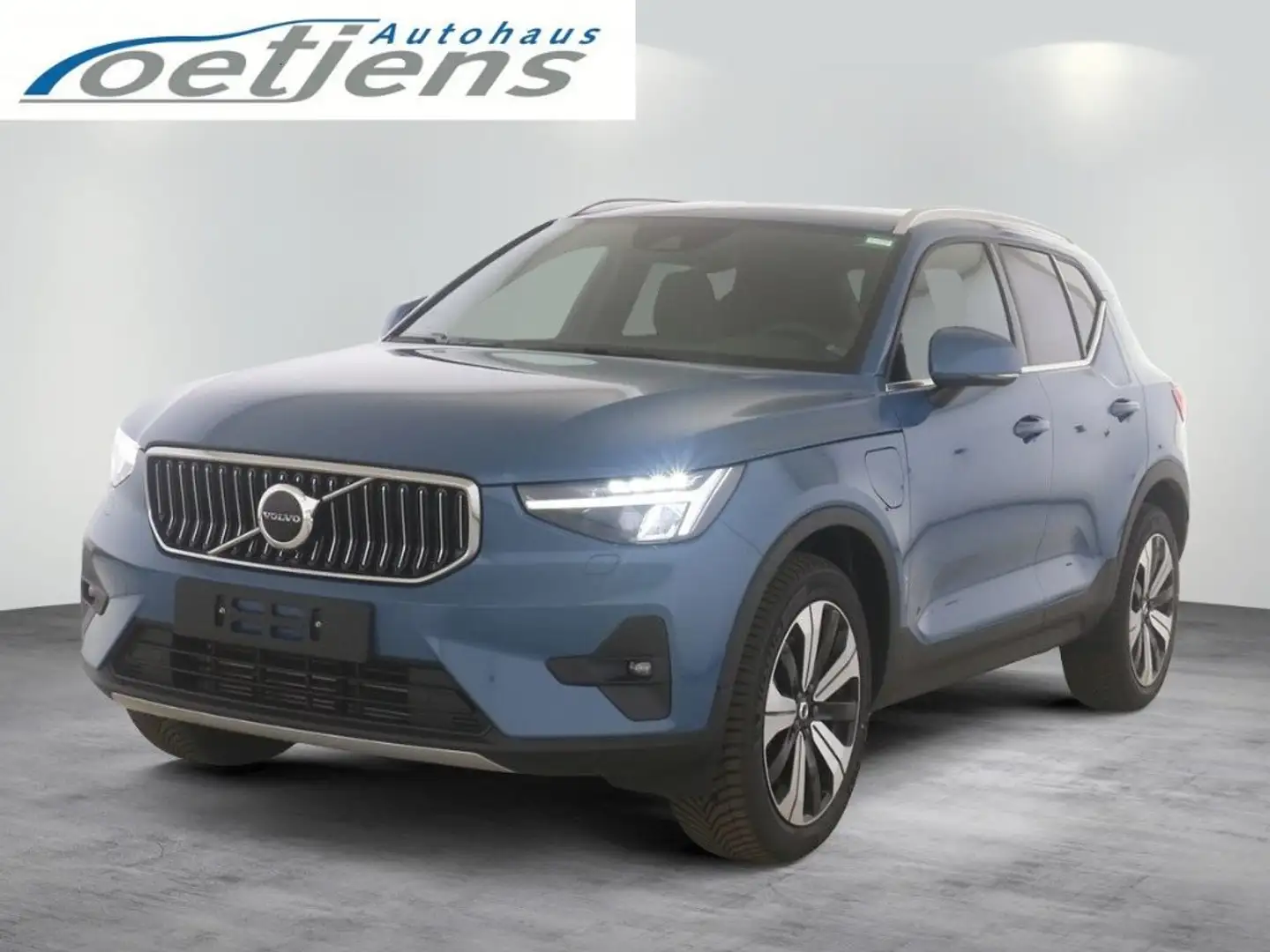 Volvo XC40 T4 Recharge Core Voll-LED AHK Kamera Blau - 1