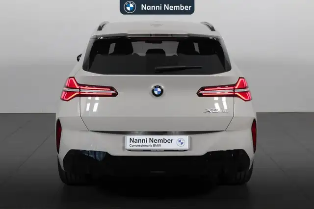 BMW X3 view 4