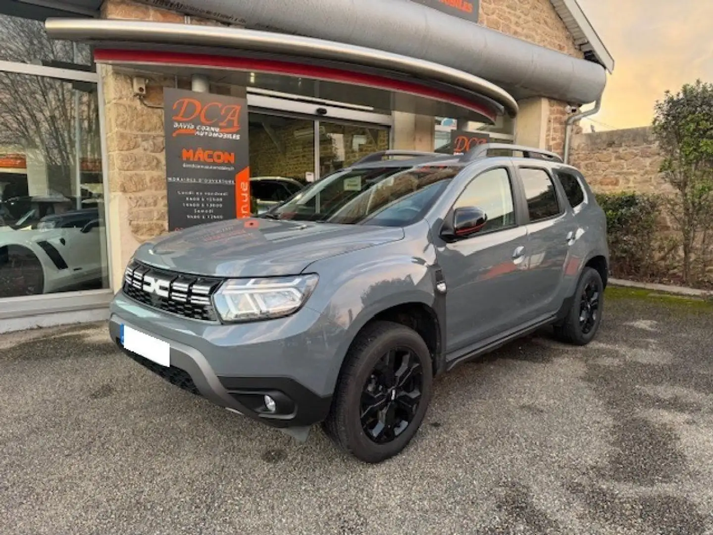 Dacia Duster 1.0 ECO-G - 100 II Extreme PHASE 3 Grijs - 1