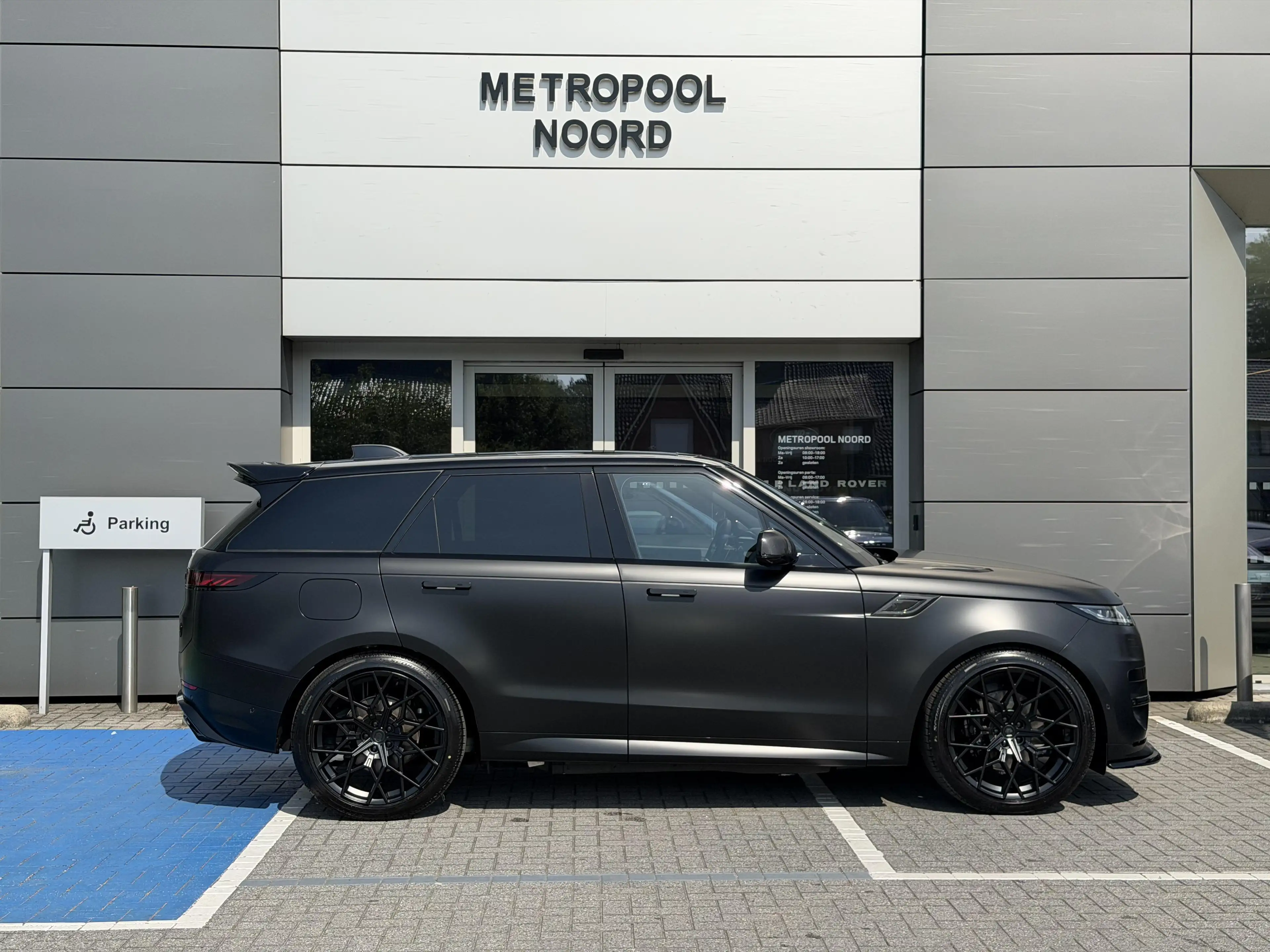 Land Rover Range Rover Sport P460e // U R B A N // MATTE PPF — photo 3
