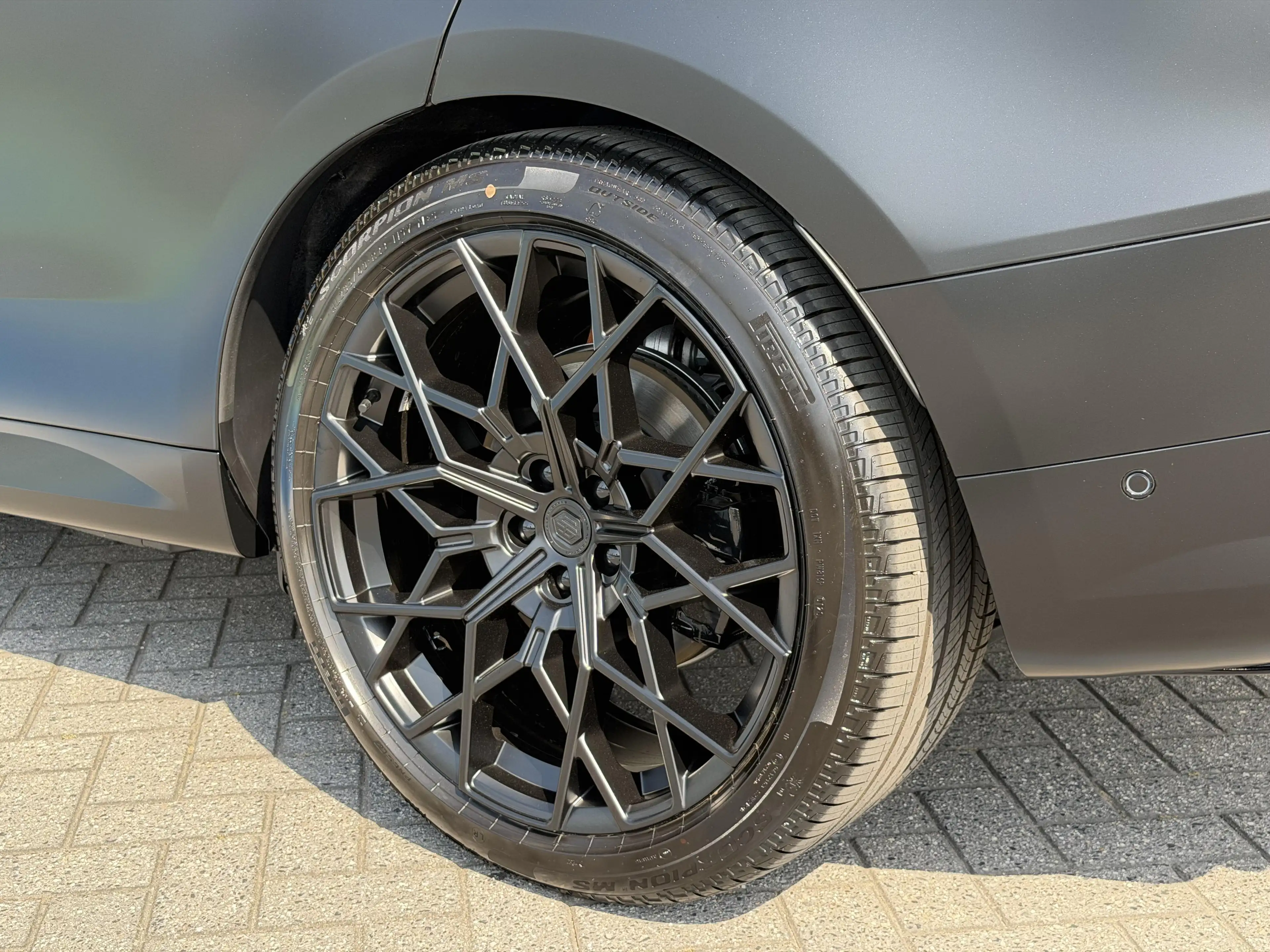 Land Rover Range Rover Sport P460e // U R B A N // MATTE PPF — photo 7