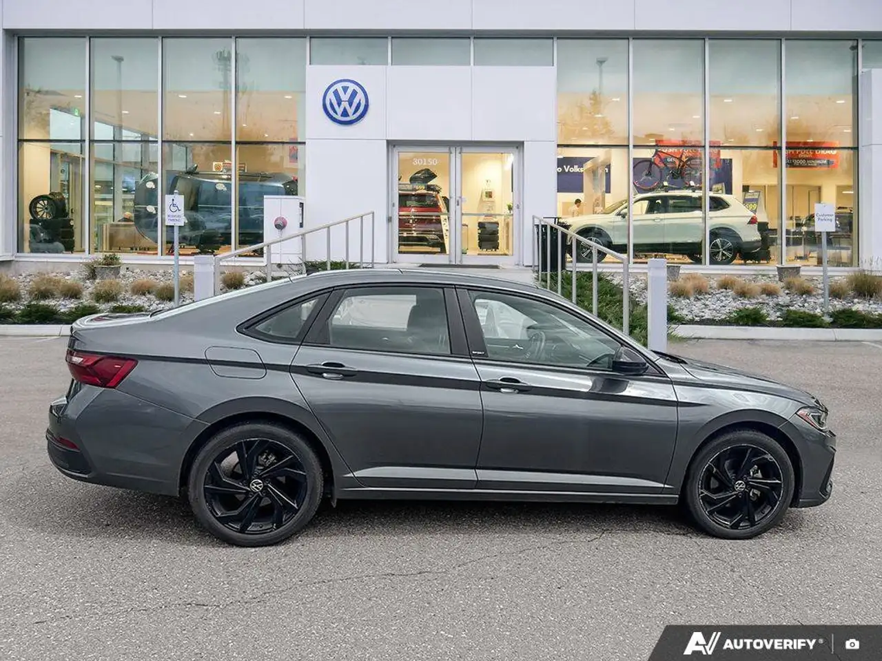 Volkswagen Jetta снимка Volkswagen Jetta