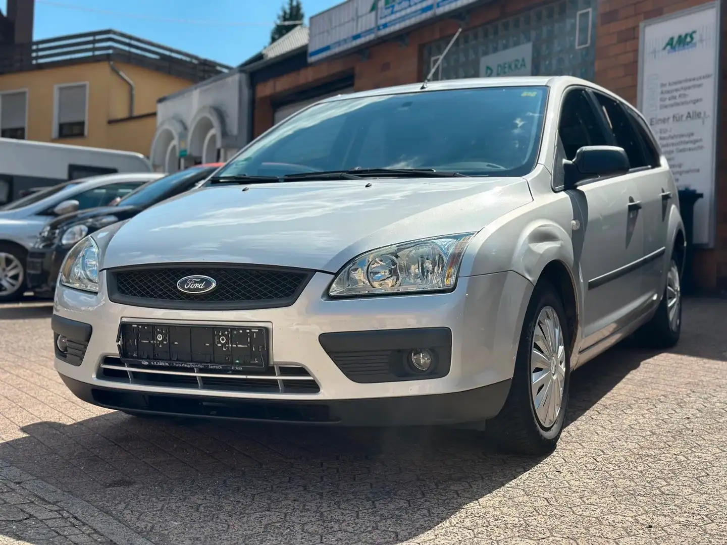 Ford Focus Turnier Trend Argent - 1