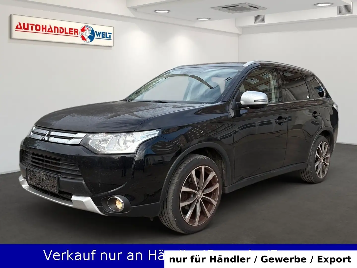 Mitsubishi Outlander 2.2 DI-D 4WD 1.Hand T-Leder SHZ Navi Černá - 1