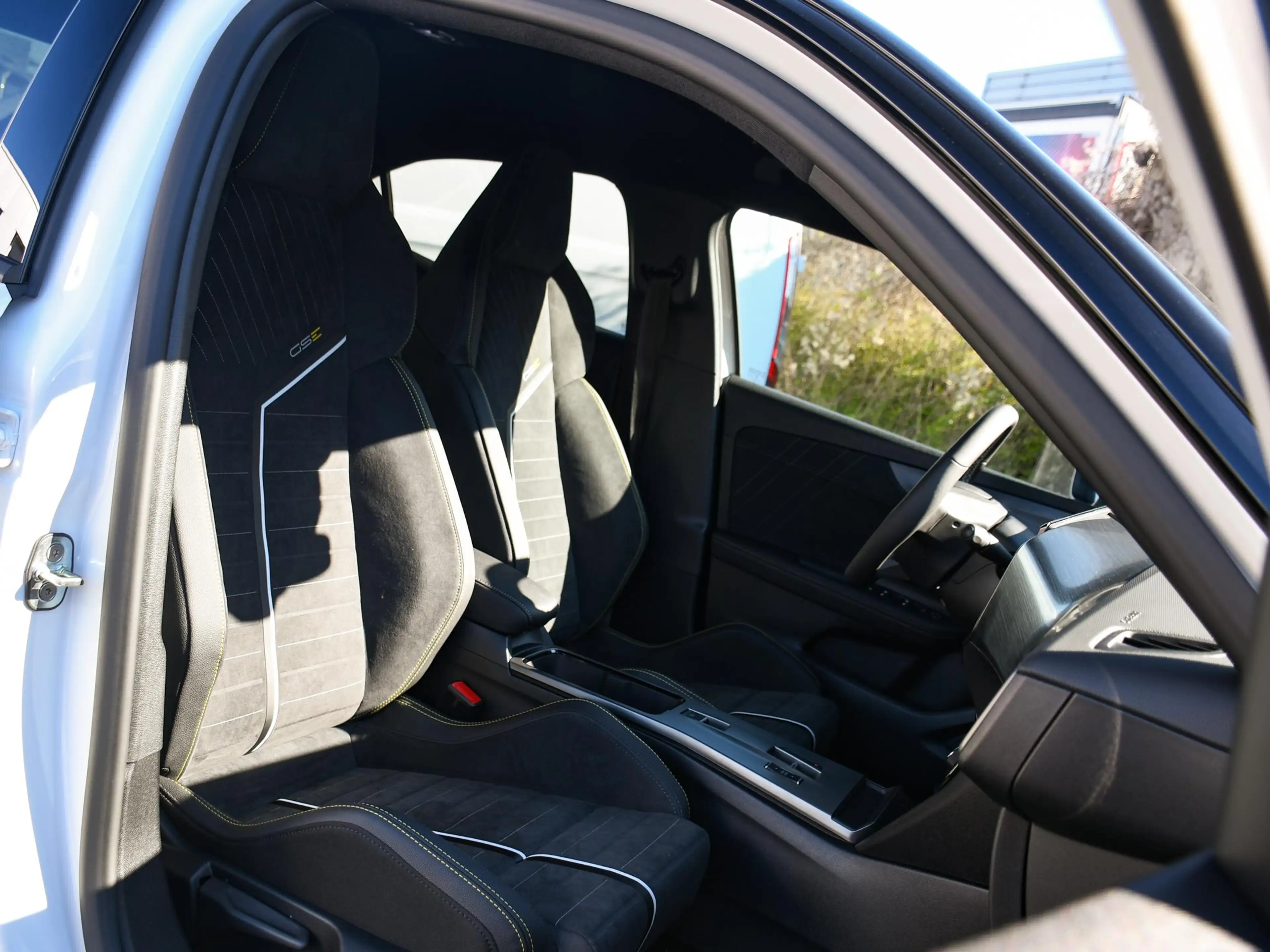 Opel Mokka-E Electric GSE 54kWh 280pk Automaat STOELVERWARMING — photo 15