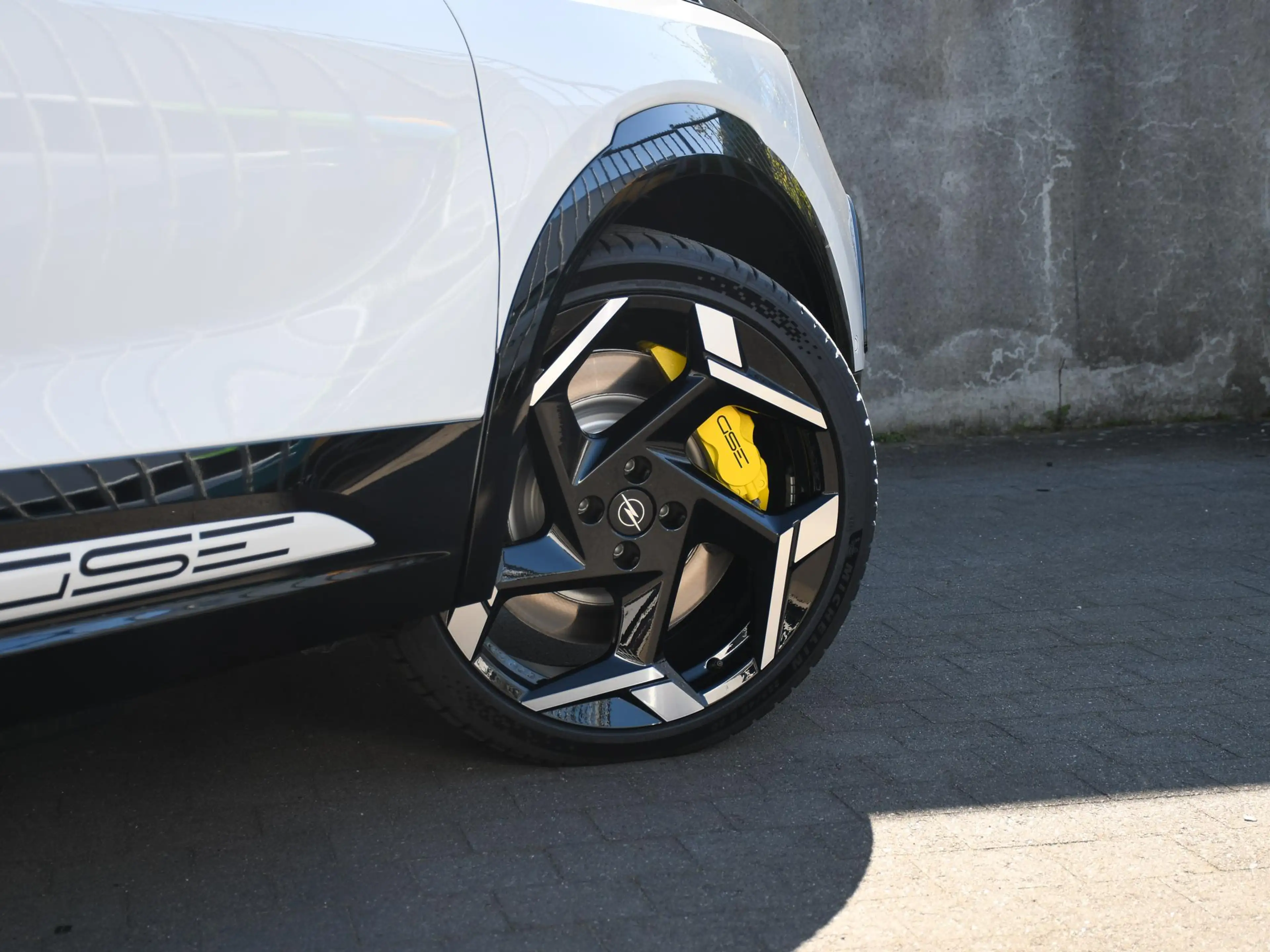 Opel Mokka-E Electric GSE 54kWh 280pk Automaat STOELVERWARMING — photo 9