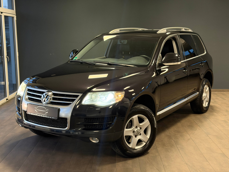 Volkswagen Touareg 3.0 V6 TDI /LEDER/AHK/PDC/NAVI/RFK/XENON