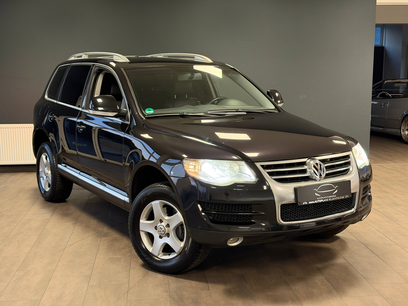 Volkswagen Touareg 3.0 V6 TDI /LEDER/AHK/PDC/NAVI/RFK/XENON — photo 6