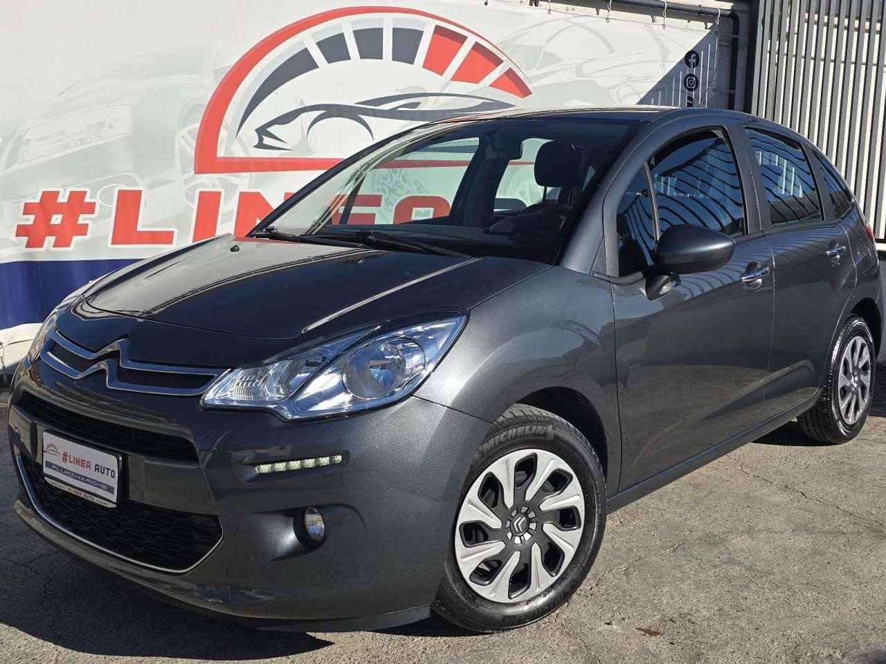 Citroen C3 C3 1.2 puretech Exclusive 82cv E6