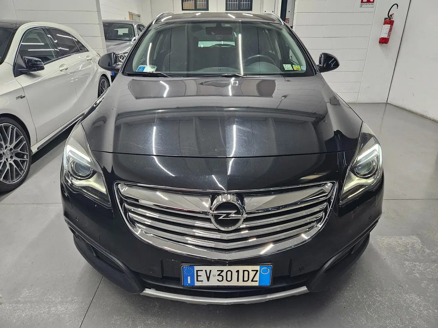Opel Insignia Country Tourer 2.0 cdti  4x4 163cv auto Noir - 2
