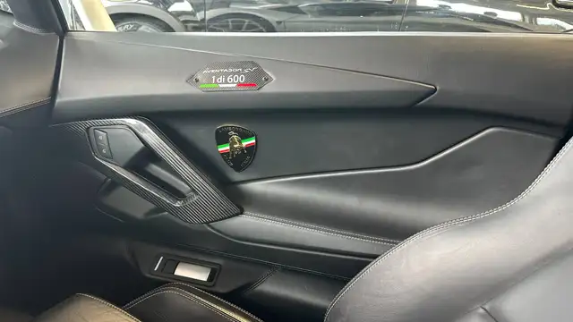 Lamborghini Aventador view 17