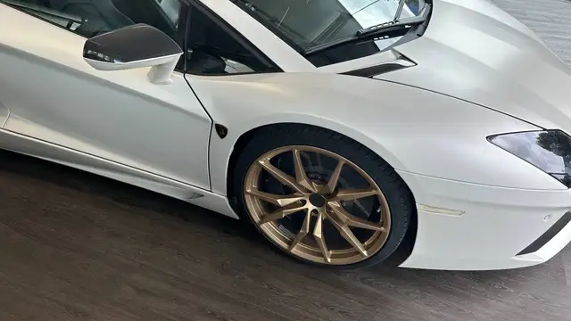 Lamborghini Aventador view 25