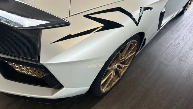 Lamborghini Aventador view 28
