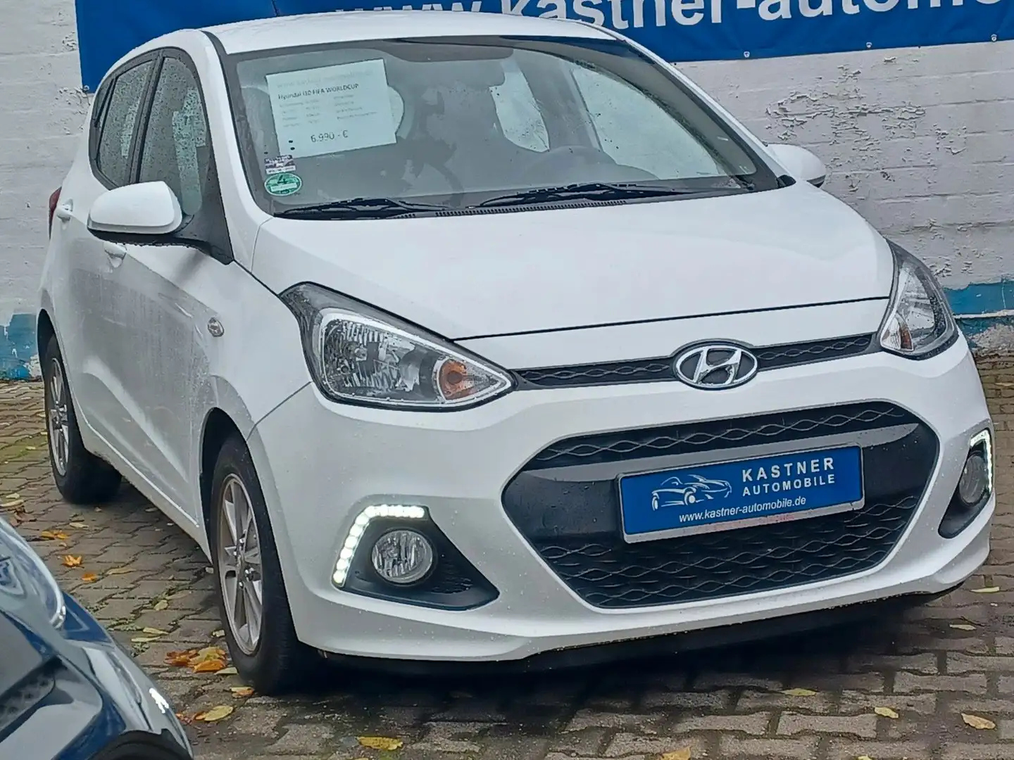Hyundai i10 YES! Klima Sitzhzg Tempomat Blanc - 1