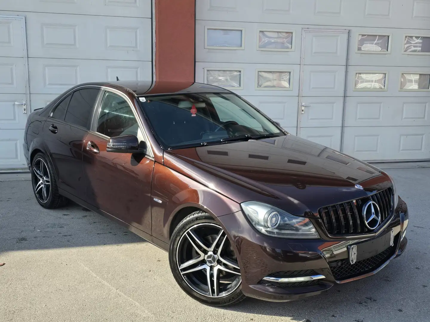 Mercedes-Benz C 180 C 180 CDI Avantgarde BlueEfficiency *Facelift* Braun - 2