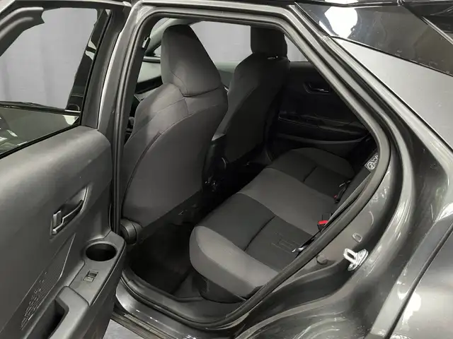Toyota C-HR view 6