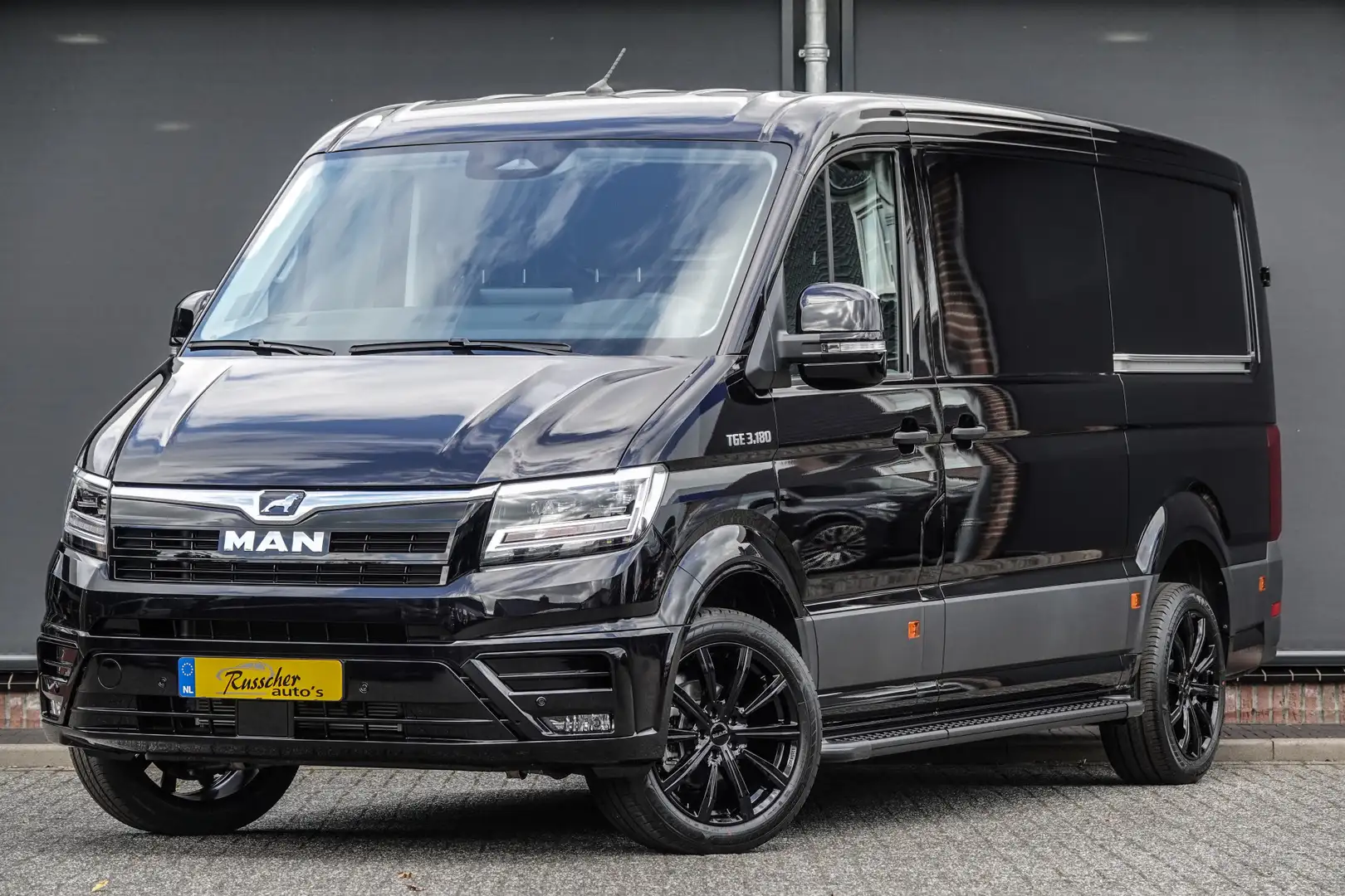 MAN TGE 35 | 177Pk Aut. | 3.180 | L3H2 | 2x schuifdeur | 1 Black - 1