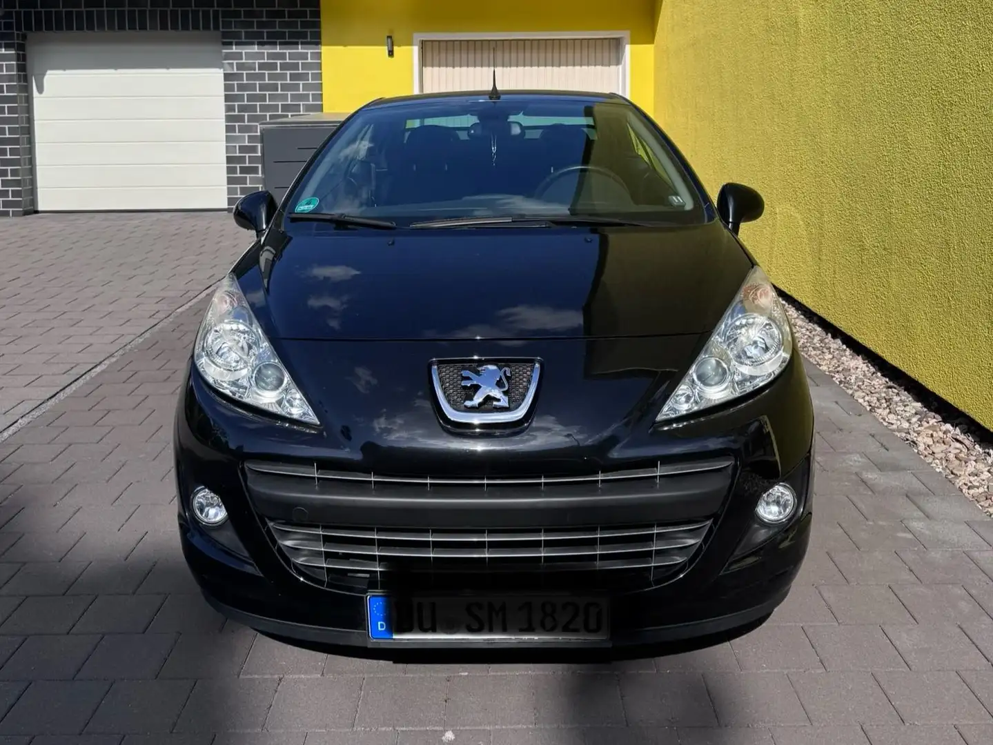 Peugeot 207 207 CC Schwarz - 1