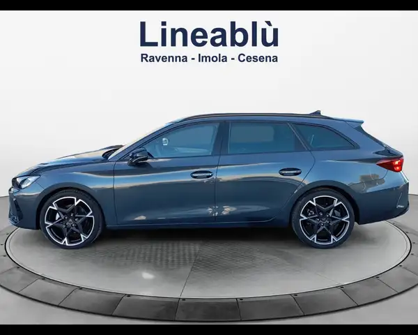 Cupra Leon view 2