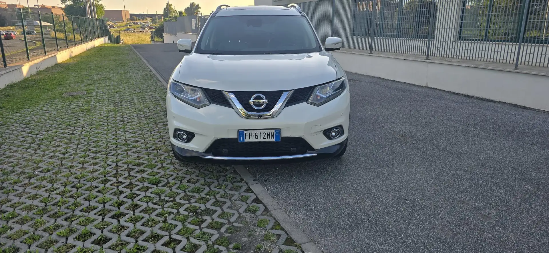 Nissan X-Trail 1.6 dci Tekna 4wd - 1
