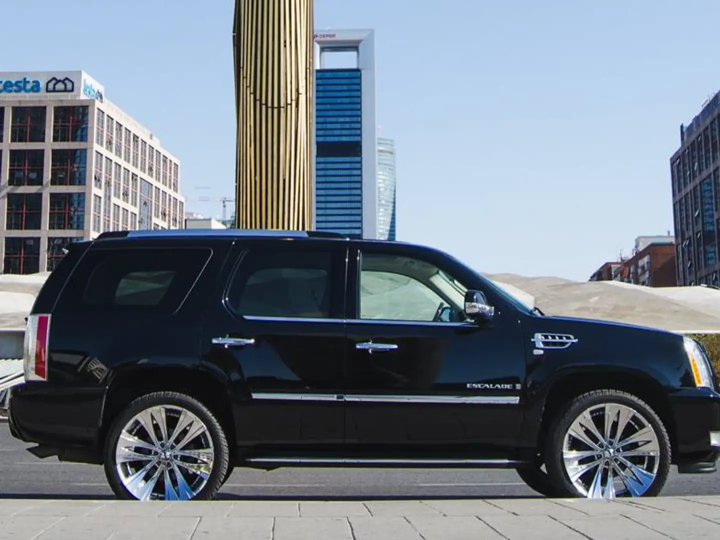 Cadillac Escalade Escalade 6.2 V8 Sport Luxury Aut. Negro - 1