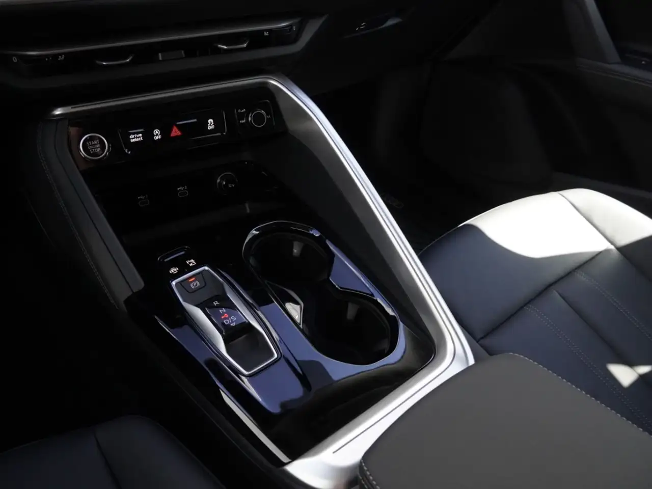 Audi Q5 снимка Audi Q5