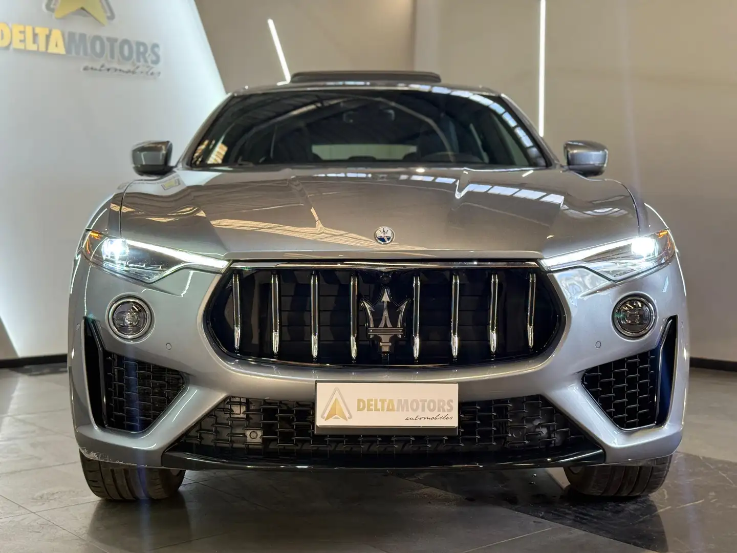 Maserati Levante Levante GT 330cv *Launch Edition One of 200* Grigio - 2