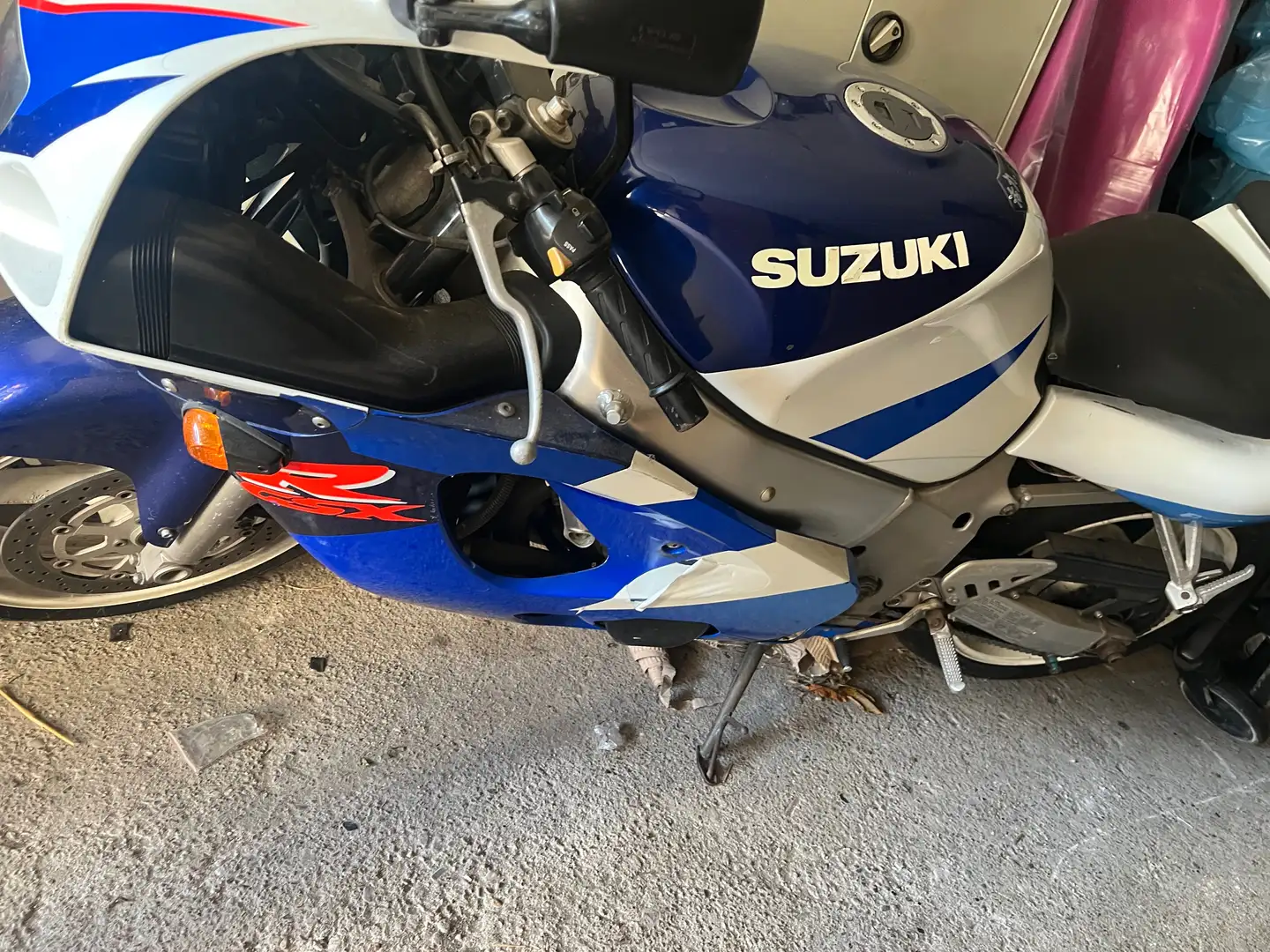 Suzuki GSX-R 600 Sport Albastru - 2