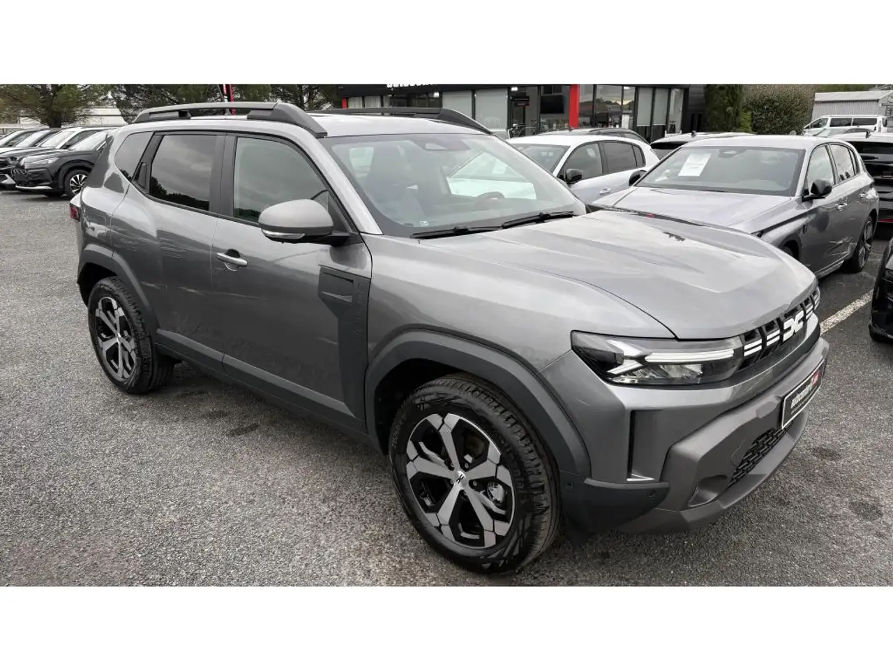 Dacia Duster — photo 26