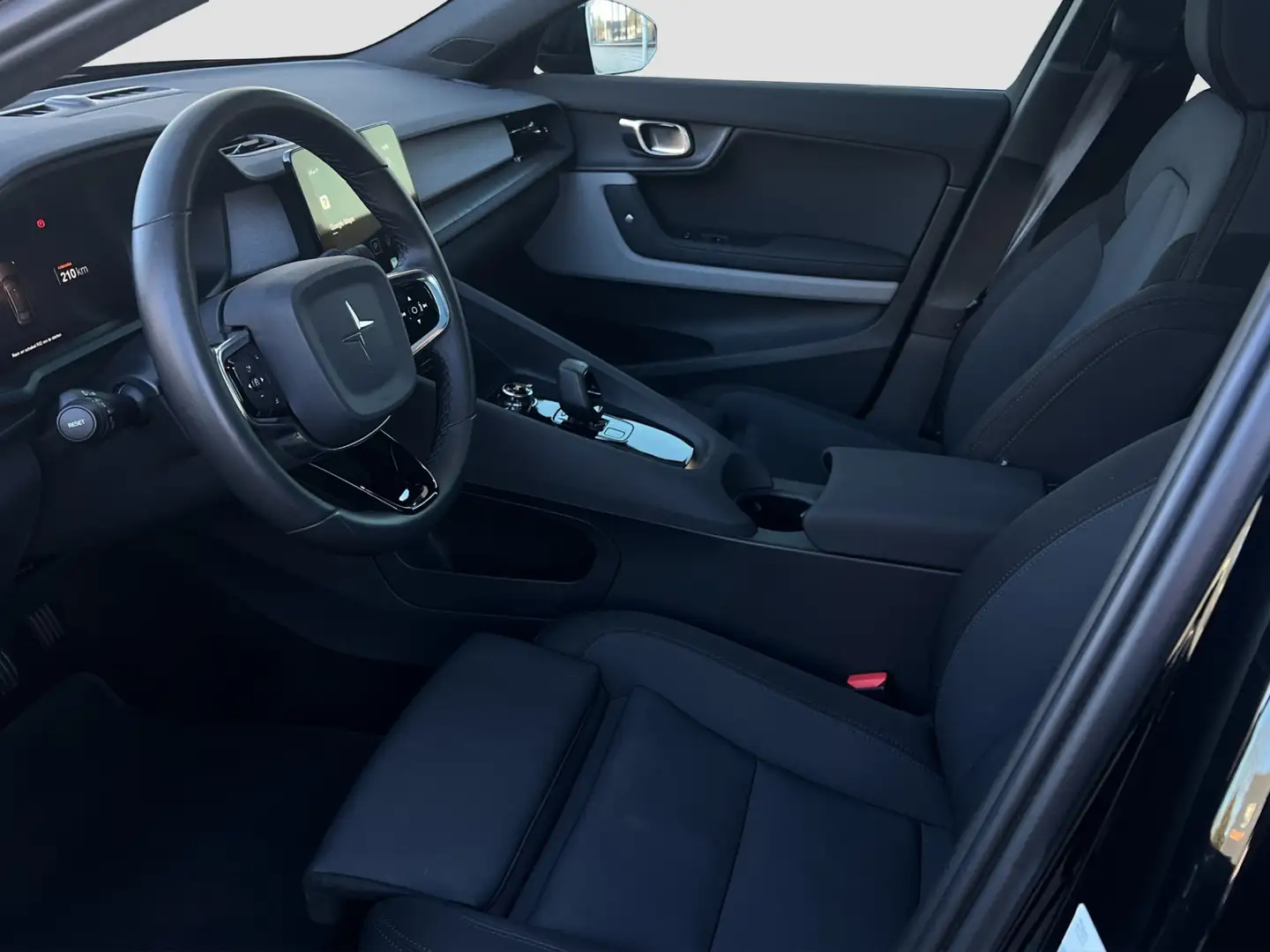 Polestar 2 Long Range Dual Motor Launch Edition 78kWh | Trekh Noir - 2