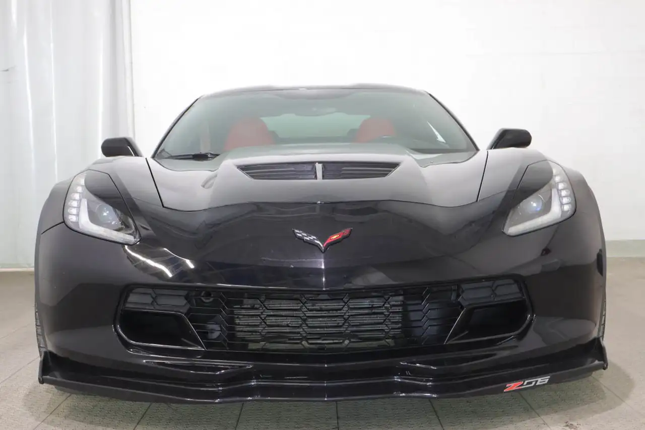 Chevrolet Corvette снимка Chevrolet Corvette
