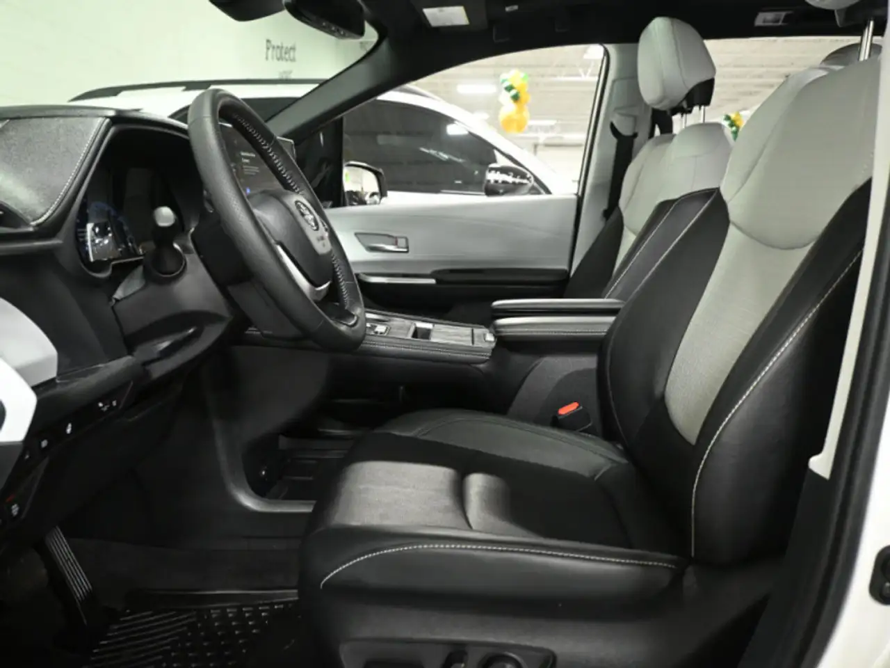 Toyota Sienna снимка Toyota Sienna