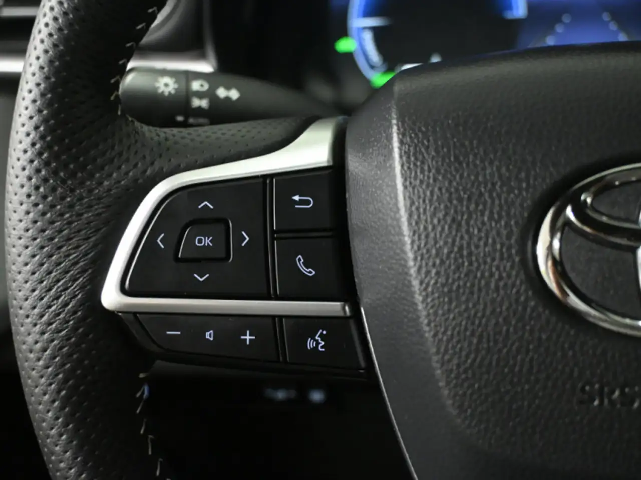 Toyota Sienna снимка Toyota Sienna