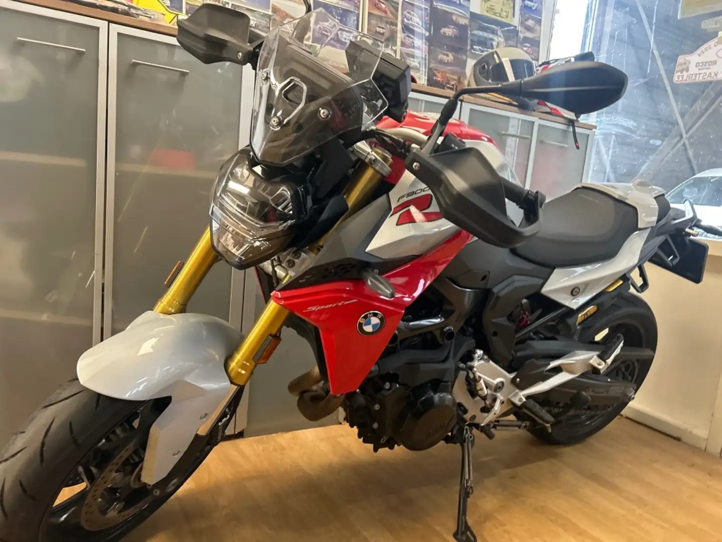 BMW F 900 R - Wit - 1