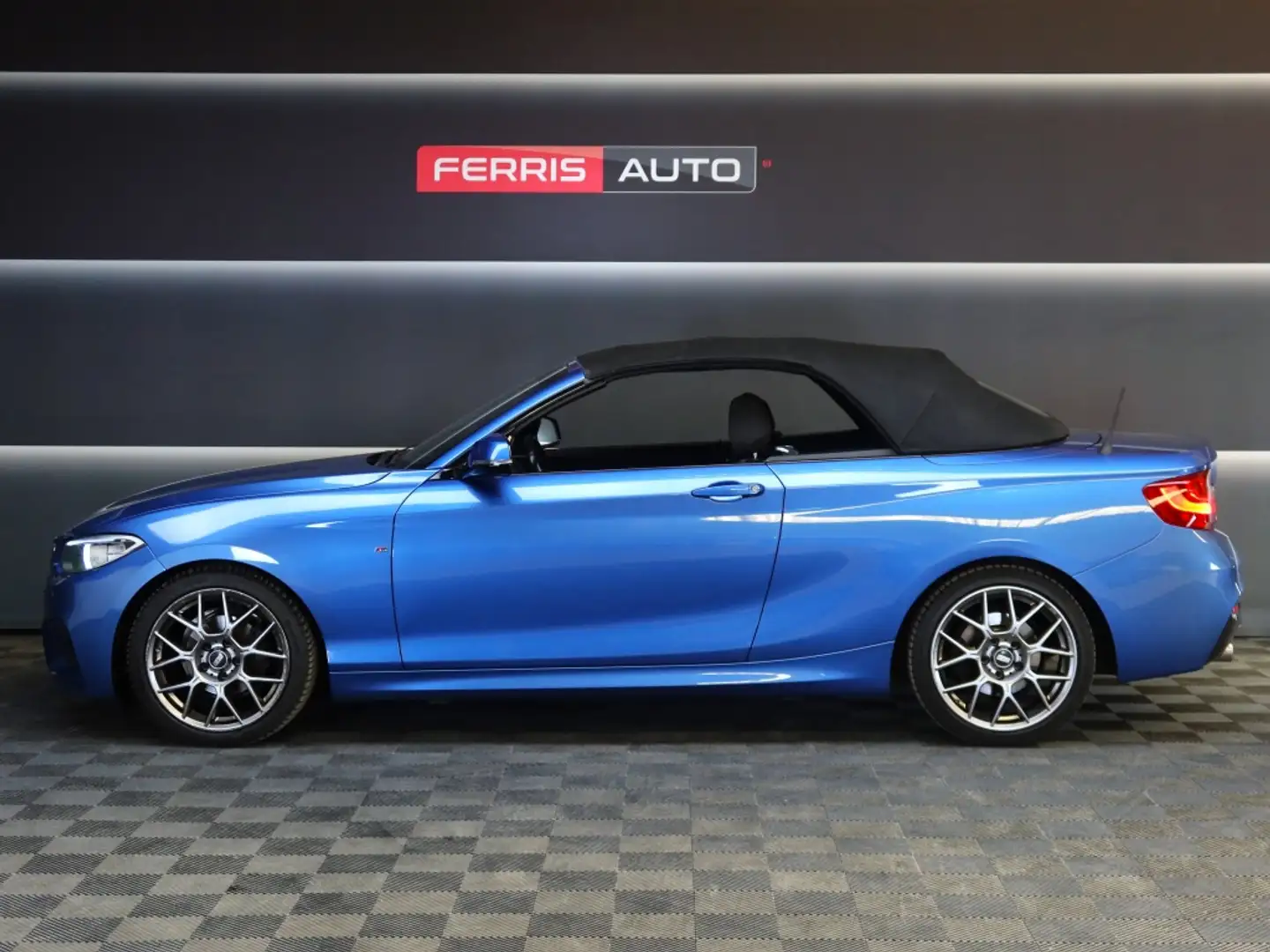 BMW 218 218dA Cabrio Blauw - 2