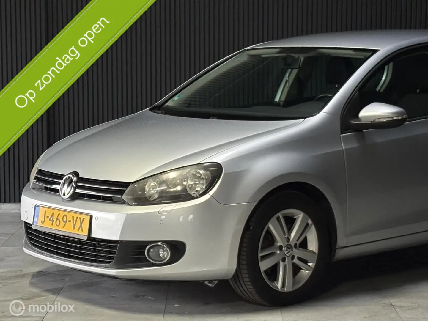 Volkswagen Golf 1.4 TSI Trendline - Automaat - Cruise - Climate Grijs - 2