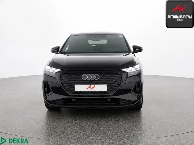 Audi Q4 E-Tron view 8