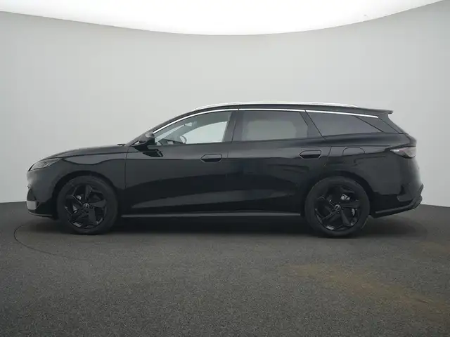 BYD Seal 6 view 5