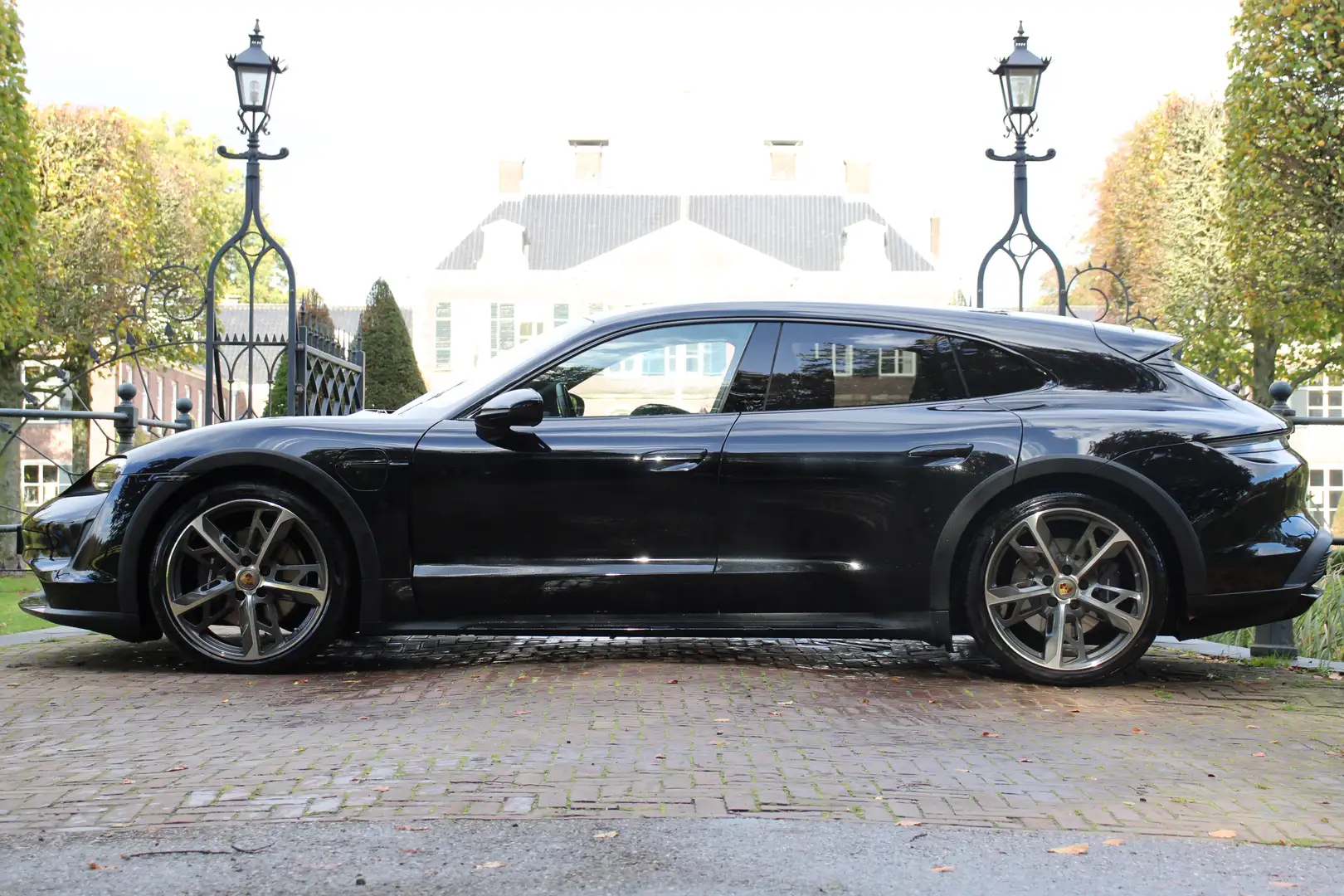 Porsche Taycan Cross Turismo 4 93 kWh | DEALER OH! | FULL OPTION! Noir - 2