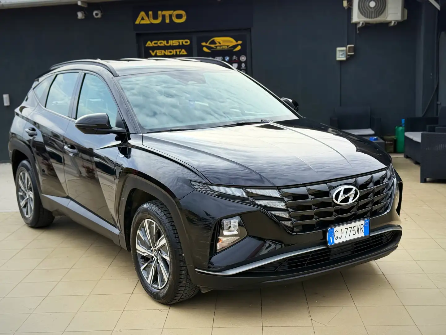 Hyundai TUCSON Xline Unico Proprietario Garanzia 12 Mesi - 1