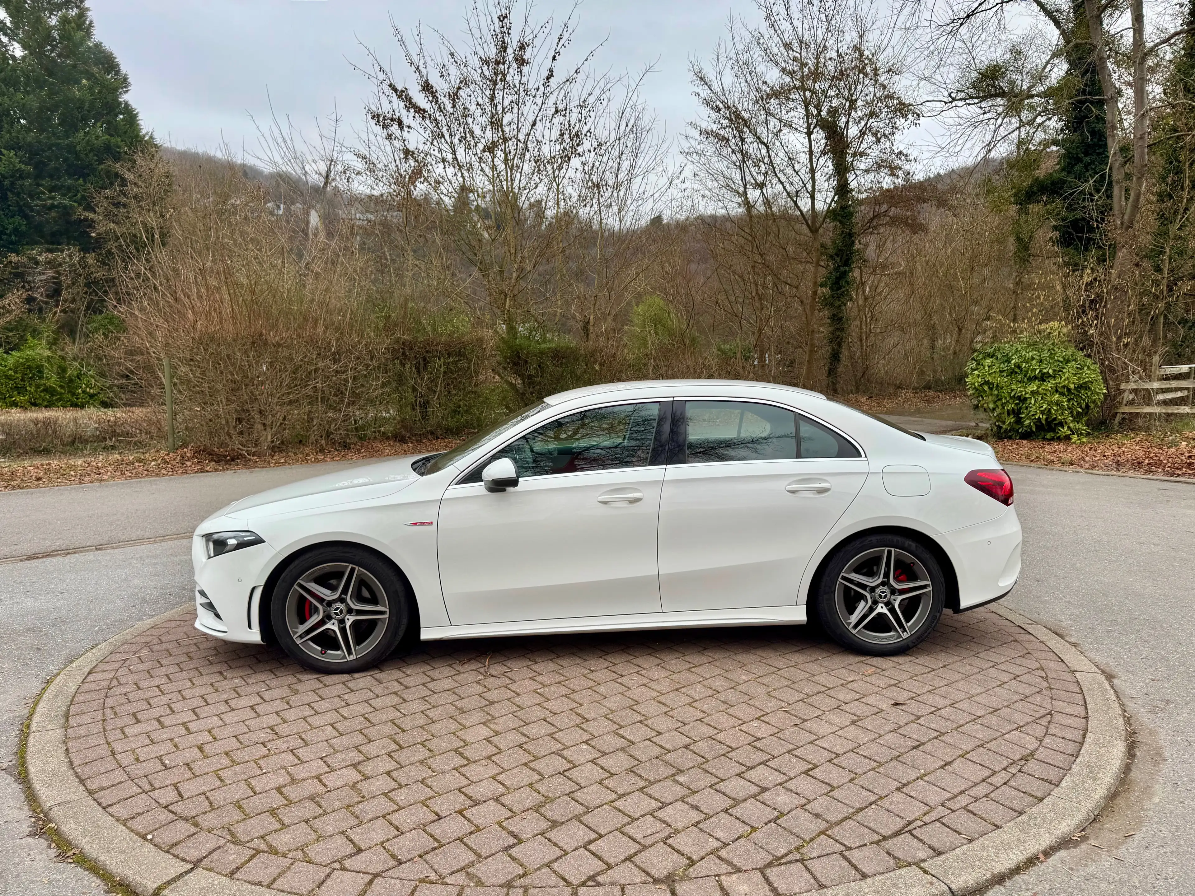 Mercedes-Benz A 180 A 180 d Business Solution AMG — photo 2