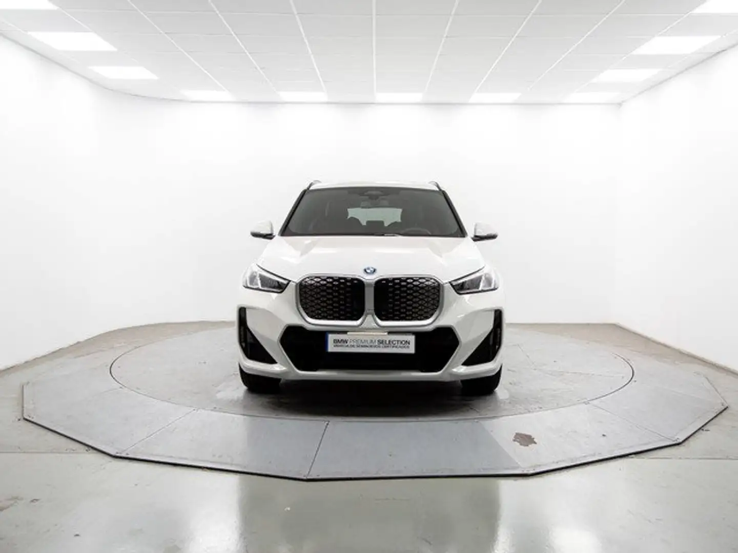 BMW iX1 eDrive20 Blanco - 2