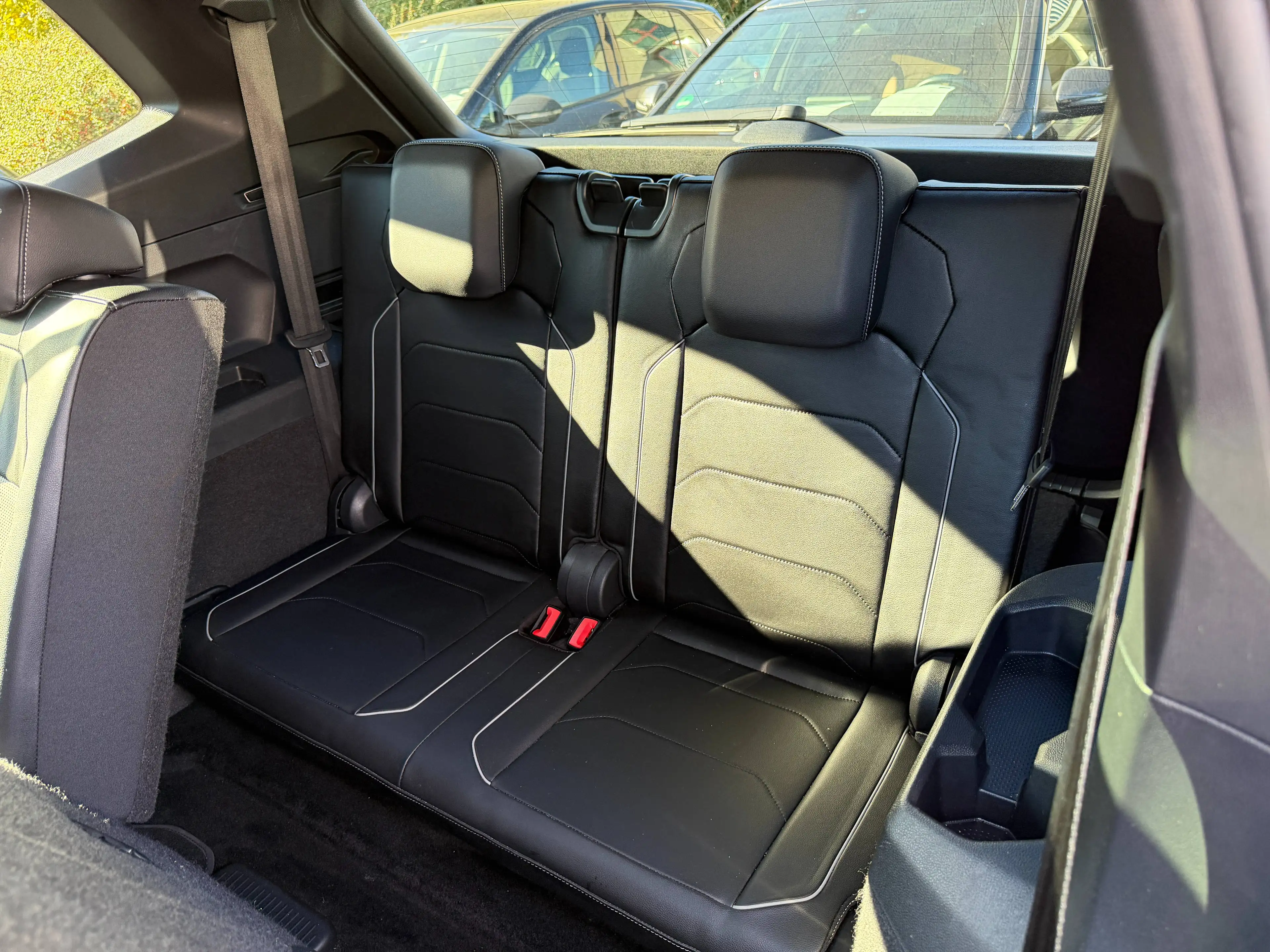 Volkswagen Tiguan Allspace R-Line 7pl. 4Motion FULL OPTIONS 200CV 2.0TDi GARANTIE 12 MOIS — photo 13